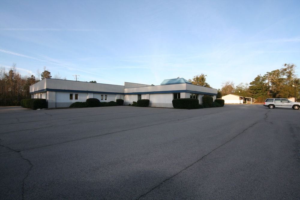 Office Warehouse/Showroom: 11681 Main St, Williston, SC 29853